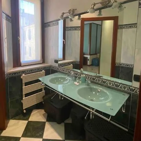 Elegante Nel Cuore Di Ferrara
