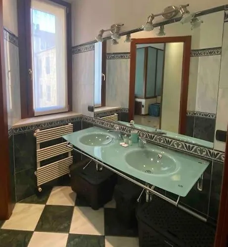 Elegante Nel Cuore Di Ferrara