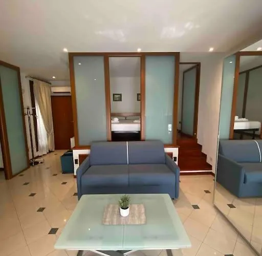 Elegante Nel Cuore Di Apartment Ferrara